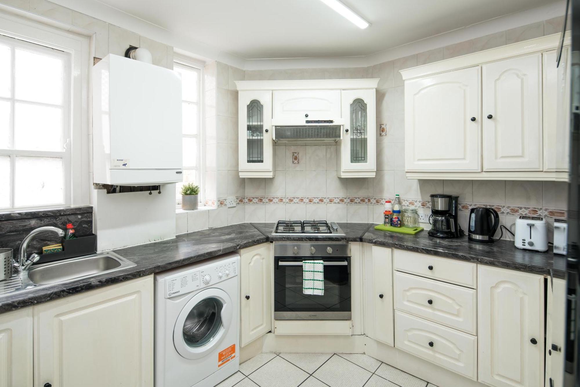 Private Double Room Shared Bathroom Near City Centre London Luaran gambar